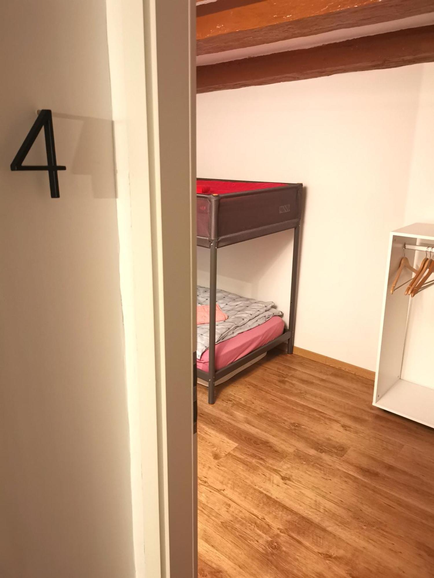 Hostel La Bergerie La Neuveville Zewnętrze zdjęcie